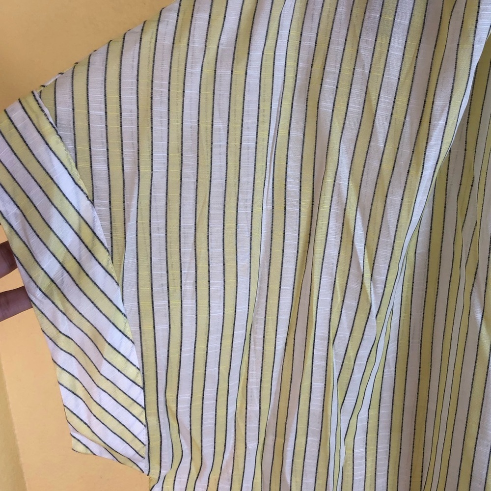 Banana Republic White Yellow Striped Short Sleeve Ruffle Collar V-Neck Blouse - Picture 4 of 9
